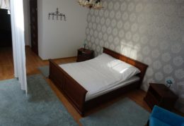 Pokoje do wynajęcia (3/4)